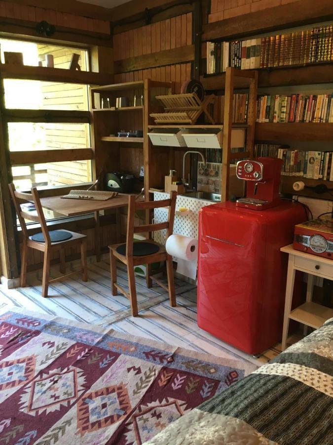 The Book Niche Bed & Breakfast Брашов Екстериор снимка